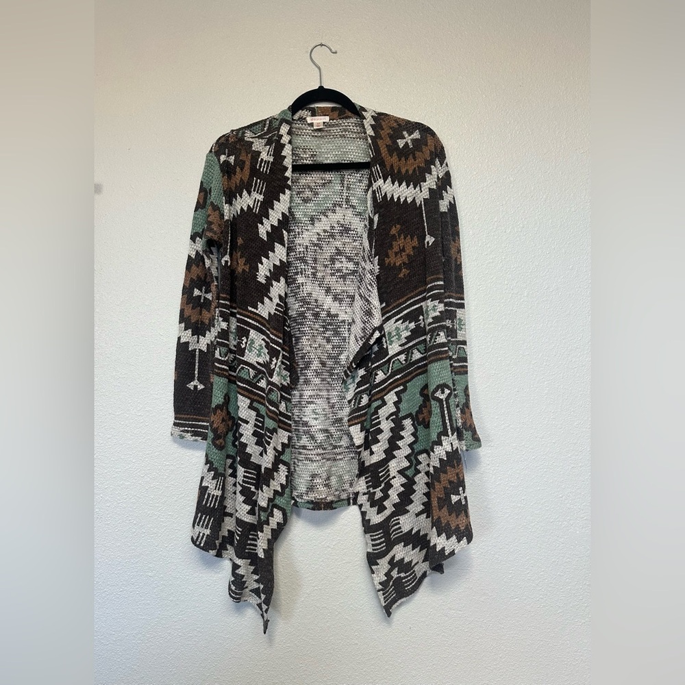 Xhilaration Aztec southwestern tribal geometric  knit Cardigan small very soft